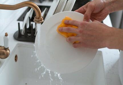 How to Clean Smelly Sink Drains