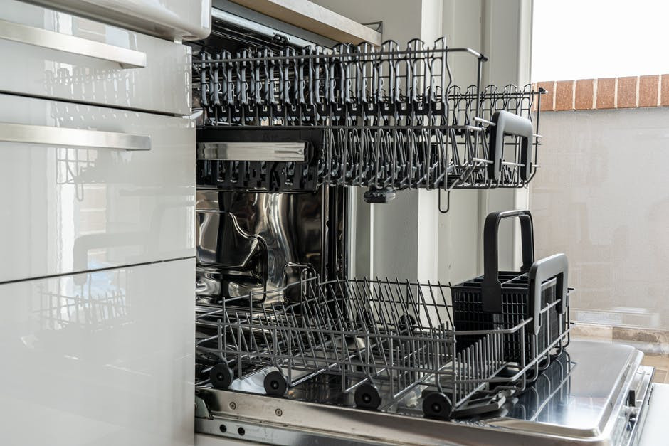 The Best Way to Clean a Dishwasher