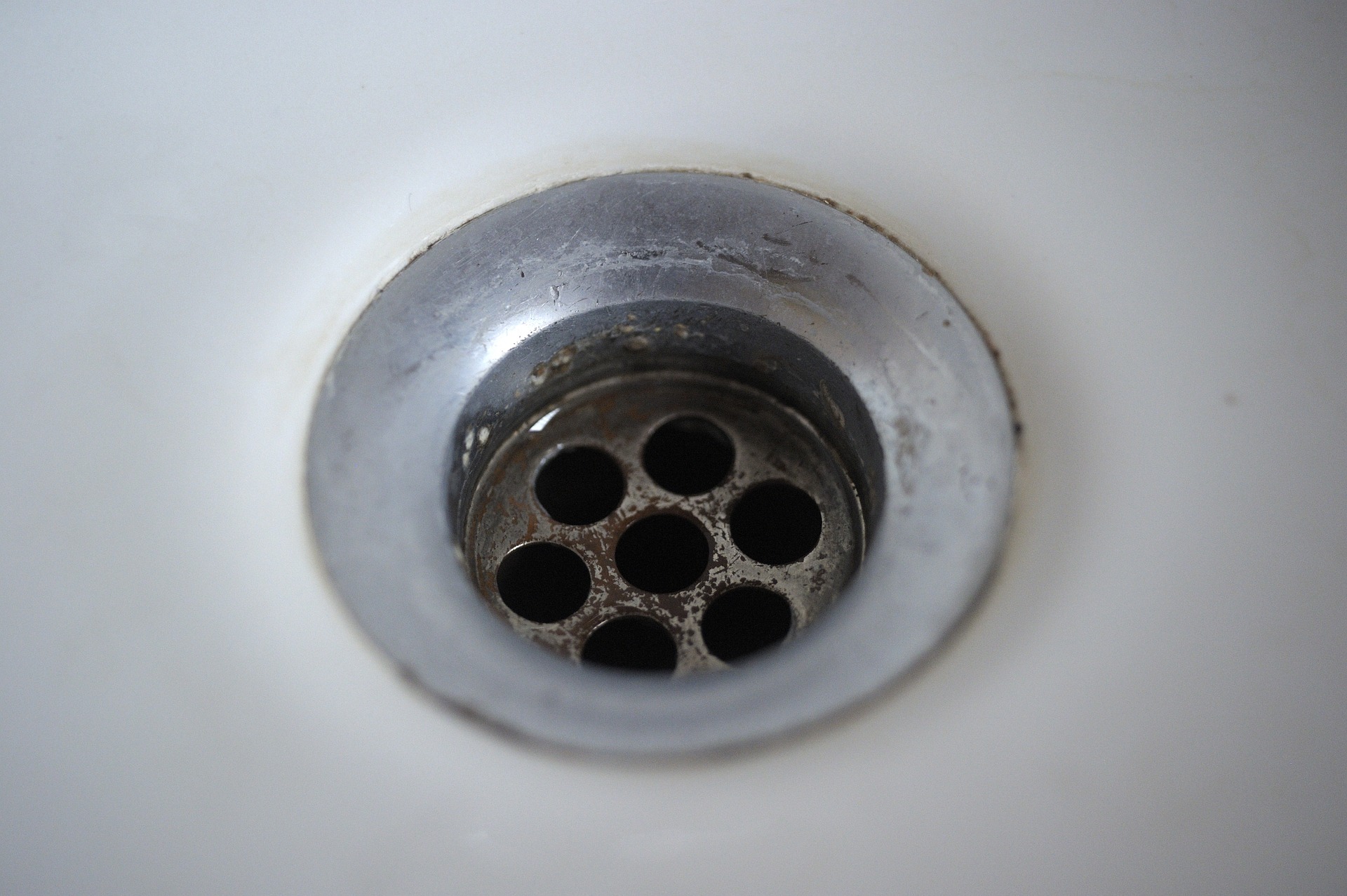 How High Should The Drain Pipe Be For A Washing Machine?